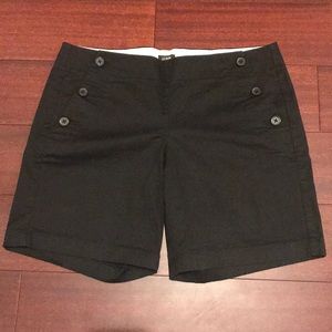 J. Crew 7” side button shorts
